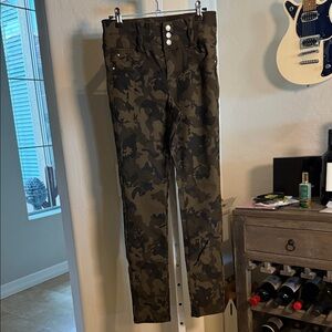 Rue21 High Waisted stretch straight leg Camouflage Pants